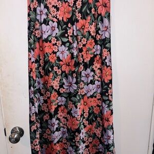 Floral Print Maxi Skirt in Black and Pink